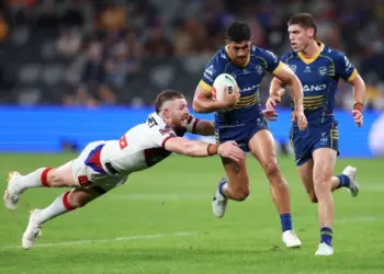 $13m recruit Dylan Brown reveals housing mix-up in ‘strange’ Newcastle welcome as new-look spine gets to work
