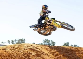Suzuki Charges into 2026 Supercross Season with Roczen, Anderson, and Nichols