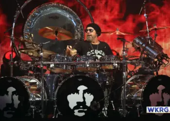 Jason Bonham bringing a bit of Led Zeppelin to the Mobile Saenger Theatre