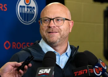 Every Other GM Should Be Embarrassed After Stan Bowman Lands the NHL’s Missing Piece