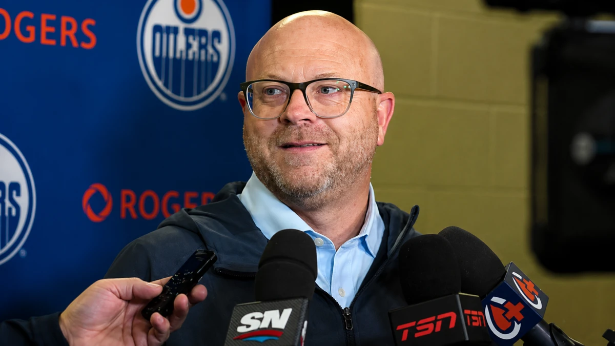 Every Other GM Should Be Embarrassed After Stan Bowman Lands the NHL’s Missing Piece