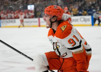 “This Should Be Illegal”: Philadelphia’s Aggressive $90M Offer Sheet Is Breaking Anaheim Apart