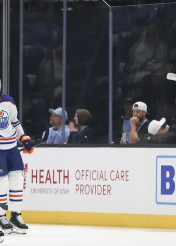 Stan Bowman Could Sacrifice the Oilers’ Future Just to Reunite Two Brothers