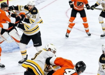 As the Flyers-Bruins game gets rough, Joseph Woll records a shutout